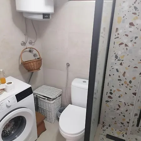 Una's House Of Joy *