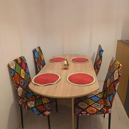 Una's House Of Joy *