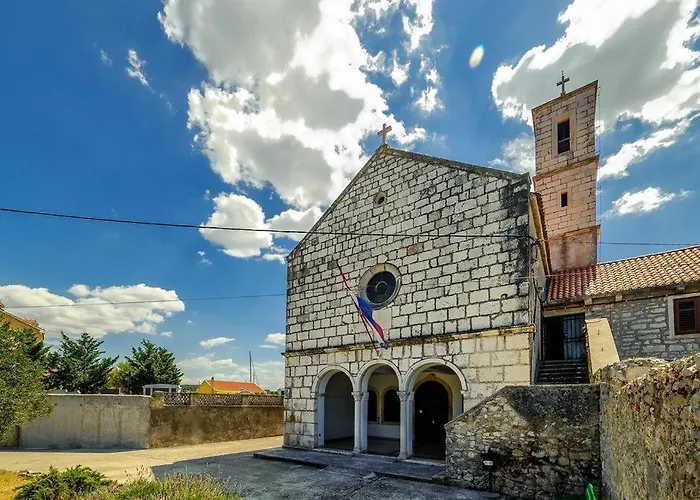 Una's House Of Joy *